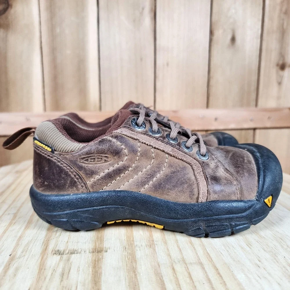 Keen Presidio Shoes Kids‎ 11 Brown Leather Hiking Trail Walking Low Toe Guard